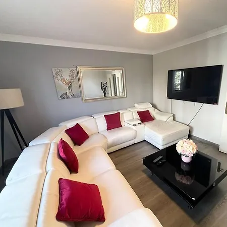 Appartement Confort Avec Balcon - Champigny Exterior photo