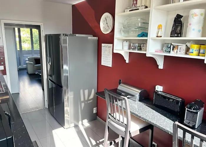 Appartement Confort Avec Balcon - Champigny